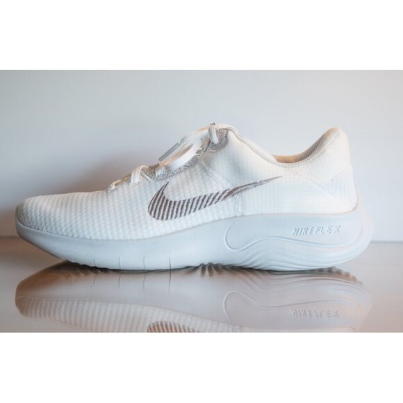 Nike Flex Experience Run 11 - Womens size 10.5 wide - Picture 2 of 8
